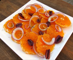 Italian Orange Salad. Recipe here: http://www.shockinglydelicious.com/?p=10975