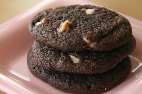 Chocolate Chewy Brownie Cookies on Shockingly Delicious