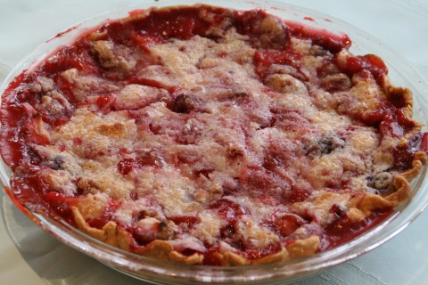 Berrylicious Sour Cream Pie