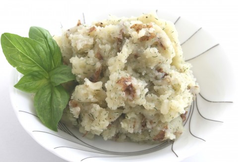 Rustic Truffled Mashed Potatoes with Garlic and Dill on Shockingly Delicious