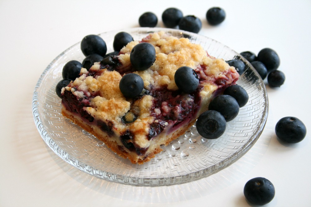 Very Berry Pie Bars