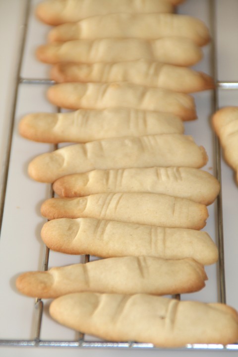 Witches' Digits -- Disgusting but Delicious Halloween Cookies
