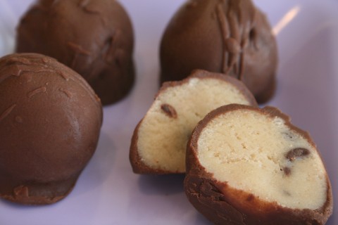 Cookie Dough Truffles from Shockinglydelicious