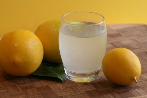 The Best Homemade Lemonade from Shockinglydelicious.com