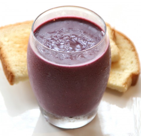 Healthy Blackberry Shake on Shockingly Delicious
