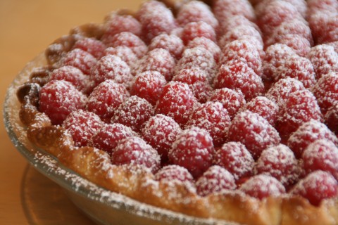 Fresh Raspberry Pie on Shockingly Delicious