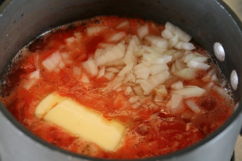 Tomato sauce in the pot Shockingly Delicious