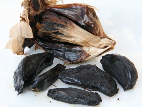 Black Garlic cloves on ShockinglyDelicious.com