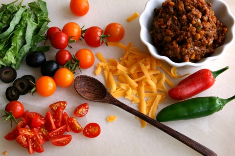 Lentil taco fixings. Recipe here: https://www.shockinglydelicious.com/?p=9703