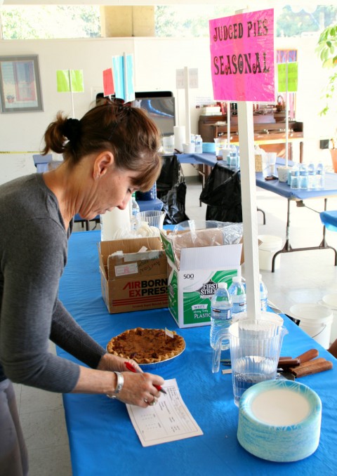 Volunteer runner -- Malibu Pie Contest 2012