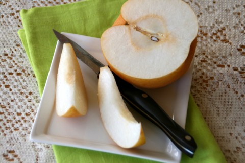 10 Things to do with Korean Pears. Go here: https://www.shockinglydelicious.com/?p=10182