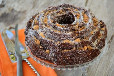 Banana Butterfinger Bundt Cake on Shockingly Delicious