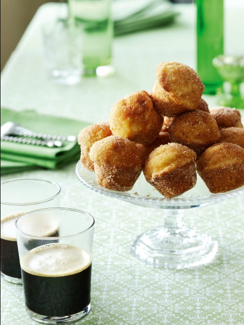 Cinnamon Doughnut Muffins