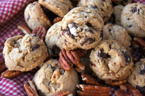 Brown Butter Praline Chocolate Chip Cookies 