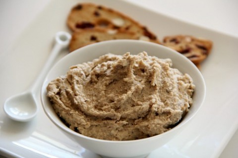 Black-Eyed Pea Hummus (Hoppin' John Hummus) | www.ShockinglyDelicious.com