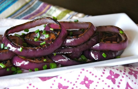 Smoky Grilled Red Onions on Cooking on the Weekends
