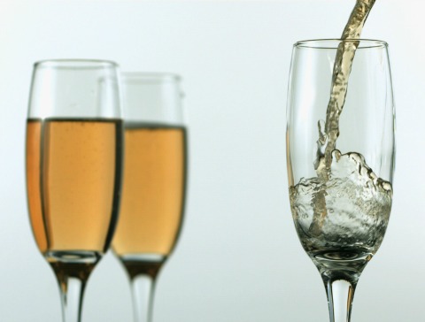 10 Champagnes Less than $20 for Valentine's Day | www.ShockinglyDelicious.com