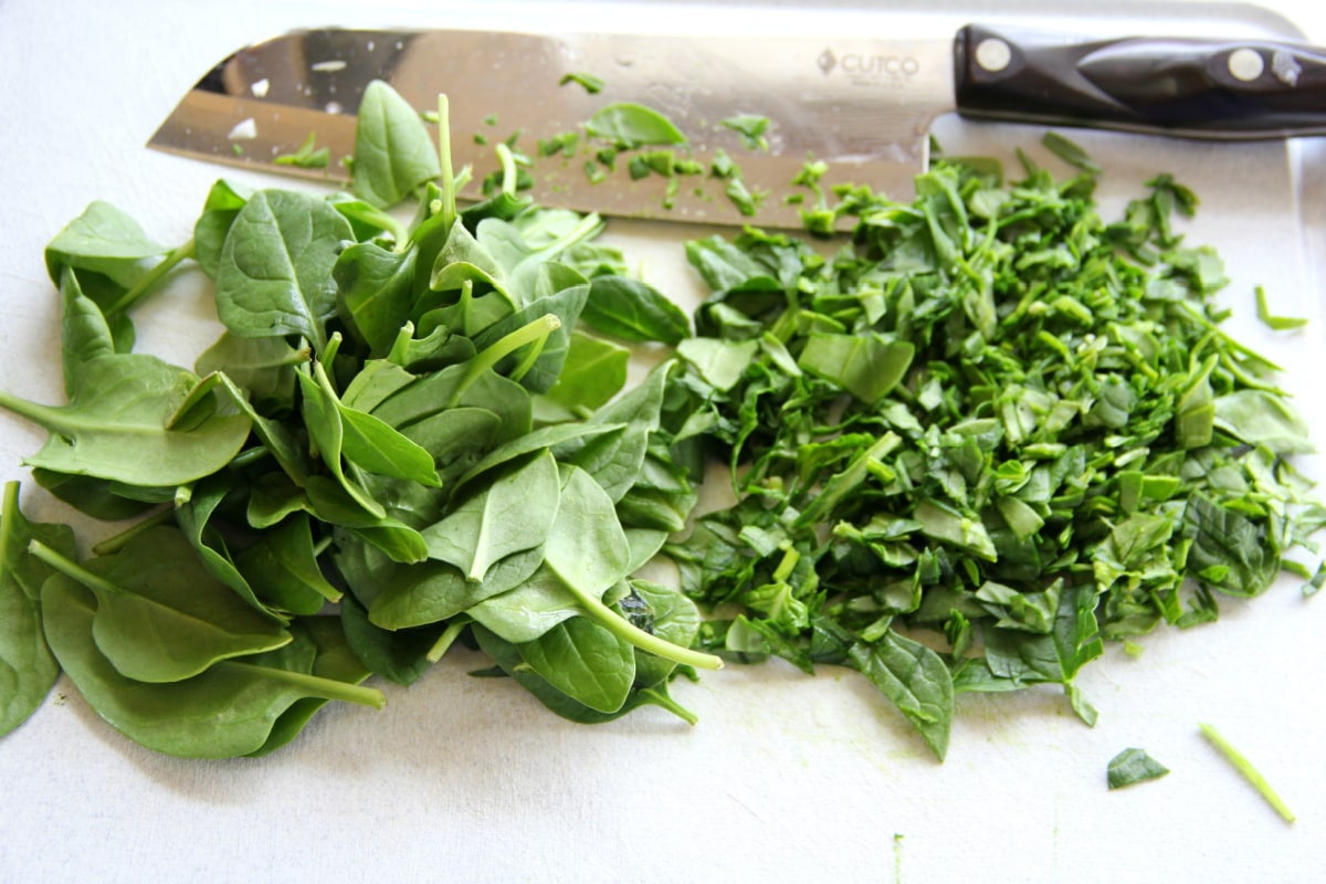 Chop the spinach for turkey meatballs