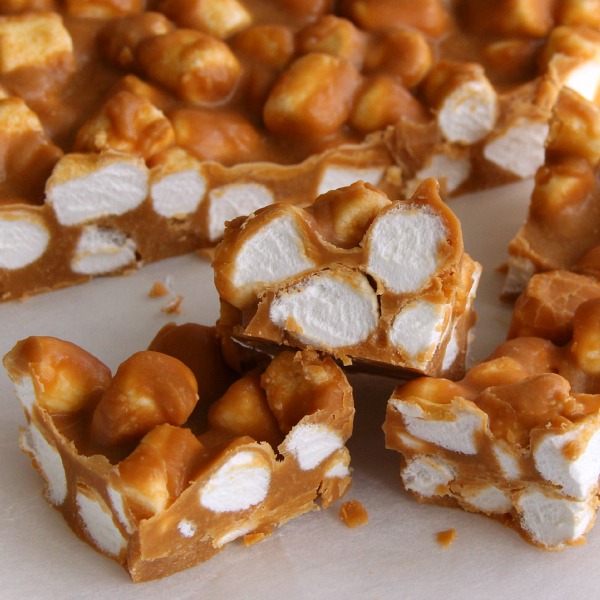 4-Ingredient Butterscotch Peanut Butter Marshmallow Sweets | www.ShockinglyDelicious.com