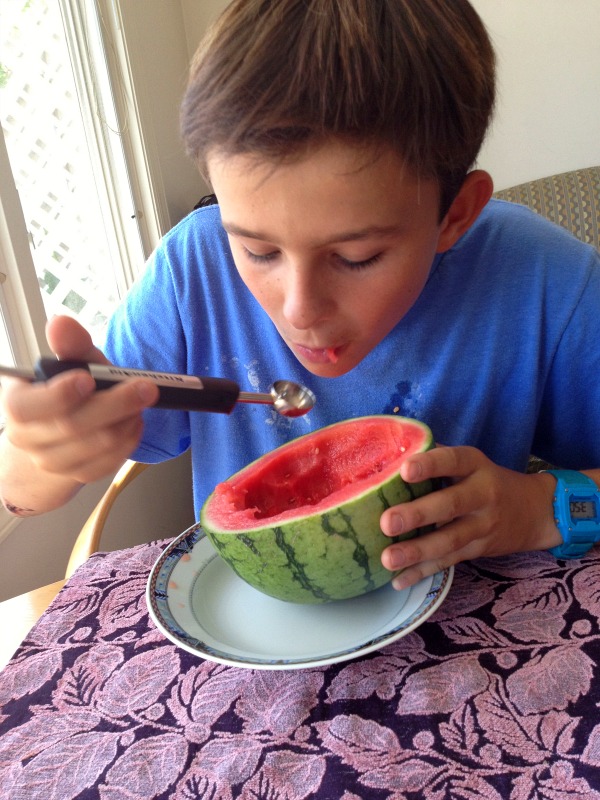How to Eat a Mini Watermelon All By Yourself | ShockinglyDelicious.com