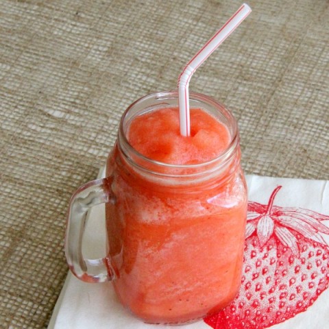 Strawberry-Citrus Frappe | ShockinglyDelicious.com