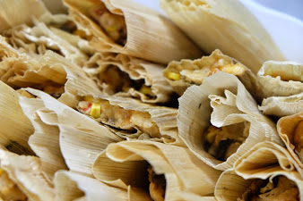 Roasted Chile and Cheddar Tamales | Hatch Chile recipe | ShockinglyDelicious.com