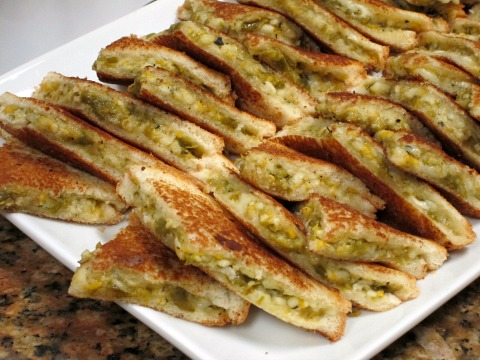 Hatch Grilled Cheese Sandwich | ShockinglyDelicious.com