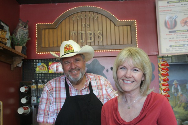 Rick and Margie Hodges at Tub's Fine Chili | ShockinglyDelicious.com