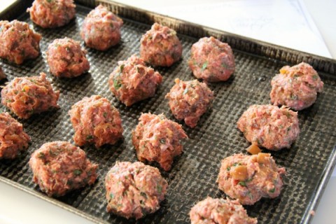 Caramelized Onion-Apple Meatballs with Herbs | ShockinglyDelicious.com