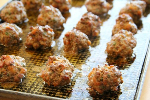 Caramelized Onion-Apple Meatballs with Herbs | ShockinglyDelicious.com