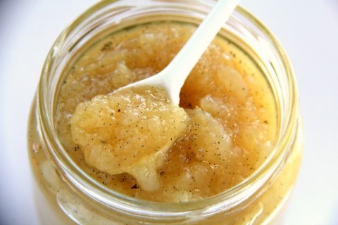Pear-Vanilla Bean-Nutmeg Butter | Pear Preserves Recipe | ShockinglyDelicious.com