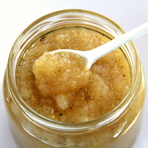 Pear-Vanilla Bean-Nutmeg Butter | Pear Preserves Recipe | ShockinglyDelicious.com