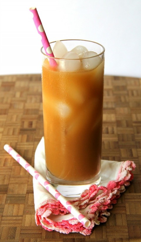 Vanilla Iced Coffee | no-dairy no-soy recipe | ShockinglyDelicious.com