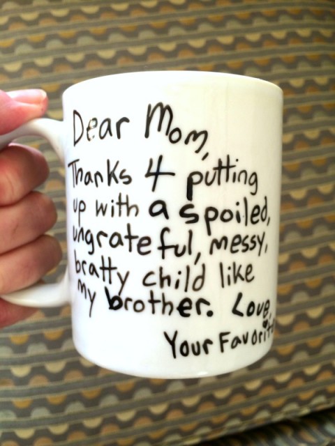 Dear Mom mug from 39 cups on ShockinglyDelicious.com