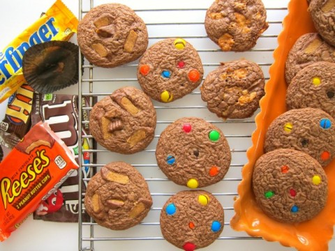Leftover Halloween candy makes the best cookies, and is a dandy way to use it up. This classic recipe solves your November candy problems. | ShockinglyDelicious.com