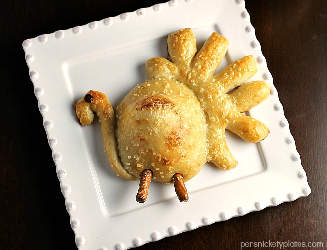 pretzel-turkey-from-persnickety-plates