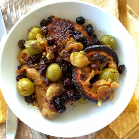 Briny olives, tangy lemon, sweet currants and succulent chicken are dressed in 9 spices for Spice Cabinet Moroccan Chicken.