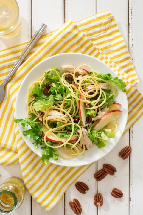 Apple and Arugula Pasta with Chicken on ShockinglyDelicious.com