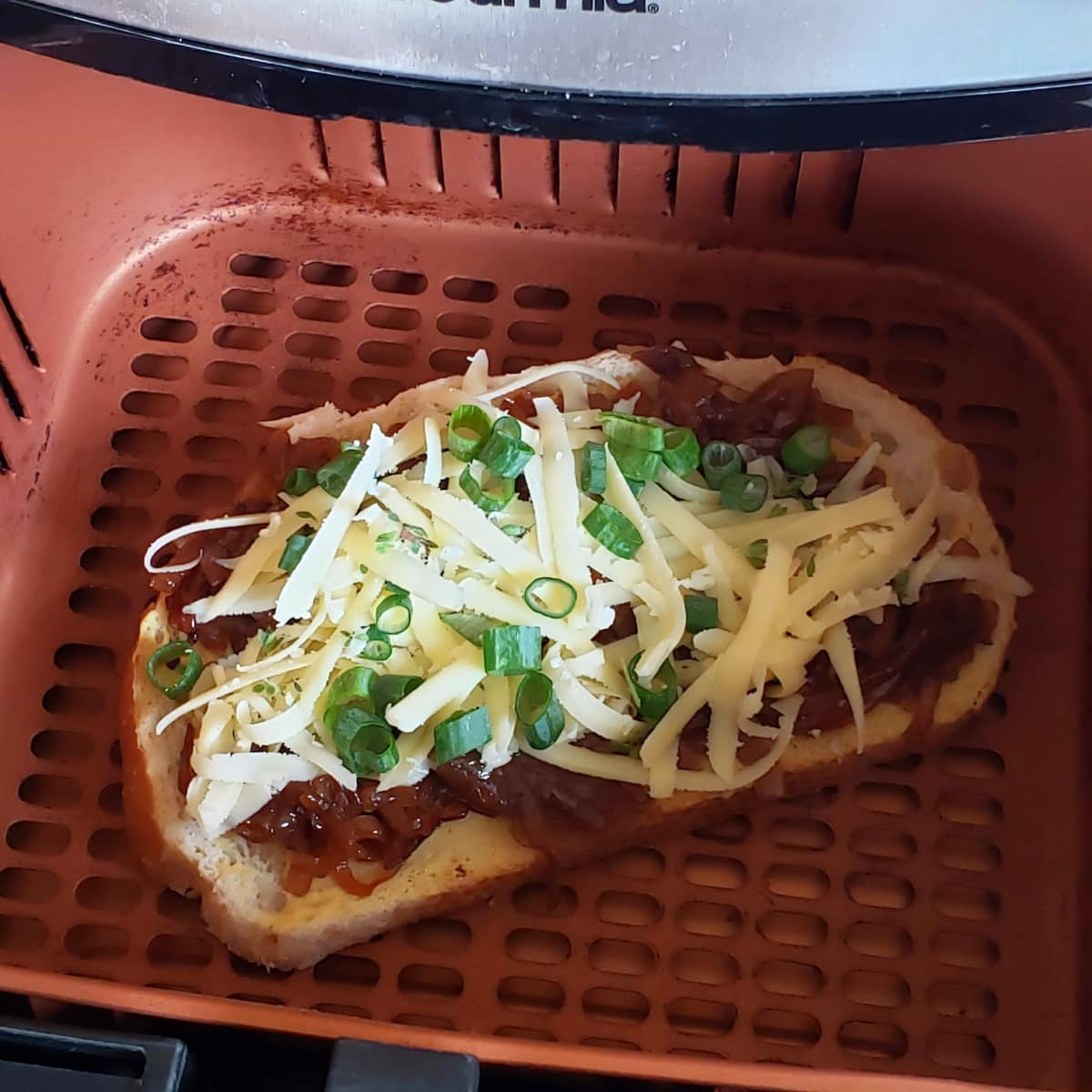 French Onion Open Faced Sandwich in the air fryer on ShockinglyDelicious.com